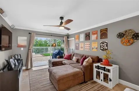 1860 Sweetbay Way Hollywood FL 33019