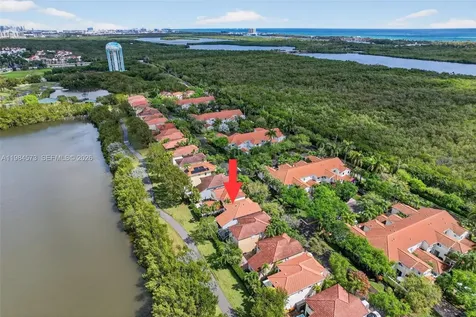 1860 Sweetbay Way Hollywood FL 33019