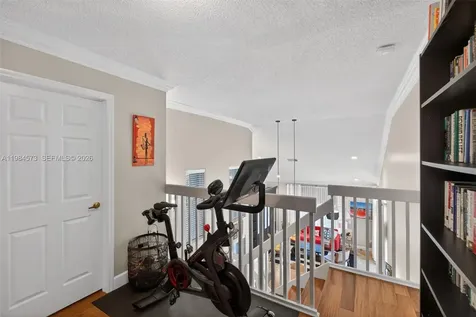 1860 Sweetbay Way Hollywood FL 33019