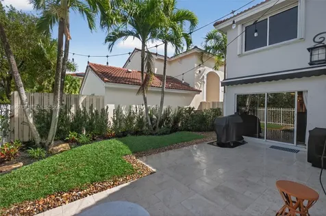 1860 Sweetbay Way Hollywood FL 33019