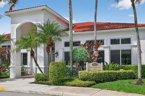 1860 Sweetbay Way Hollywood FL 33019