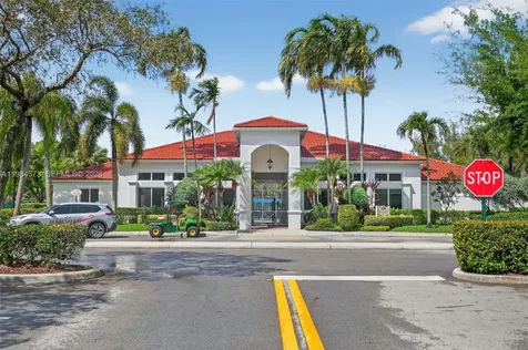 1860 Sweetbay Way Hollywood FL 33019