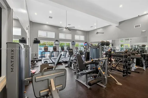 1860 Sweetbay Way Hollywood FL 33019