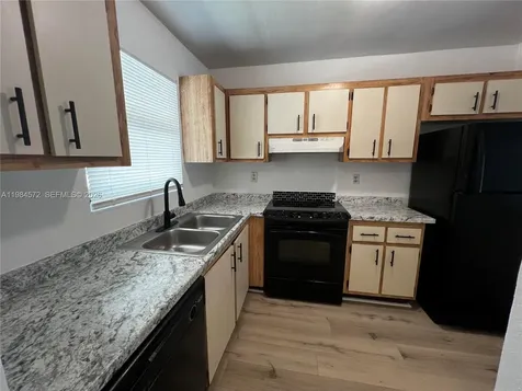 6001 Shakerwood Circle Tamarac FL 33319