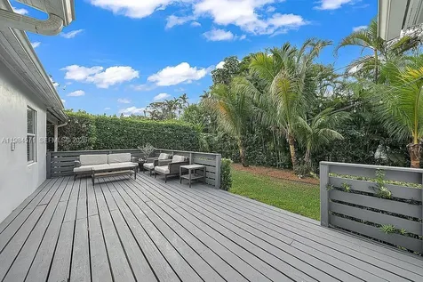 5850 SW 47 Street Miami FL 33155