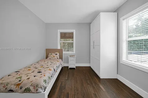 5850 SW 47 Street Miami FL 33155