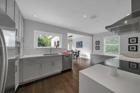 5850 SW 47 Street Miami FL 33155