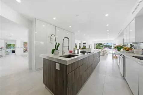 3401 NE 165th Street North Miami Beach FL 33160