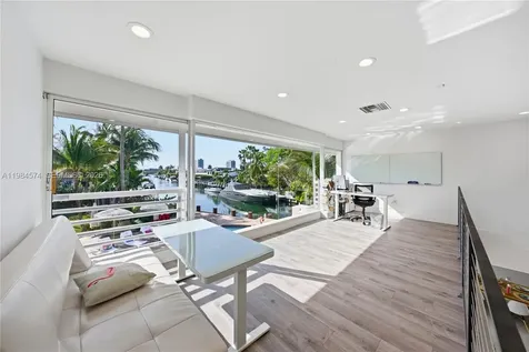 3401 NE 165th Street North Miami Beach FL 33160