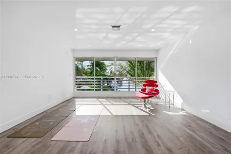 3401 NE 165th Street North Miami Beach FL 33160