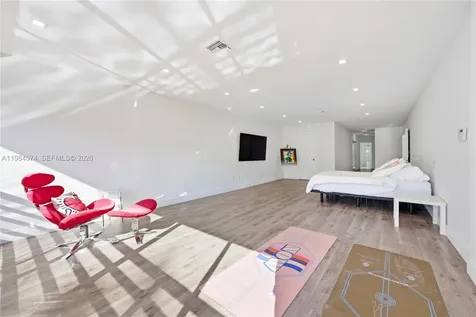 3401 NE 165th Street North Miami Beach FL 33160