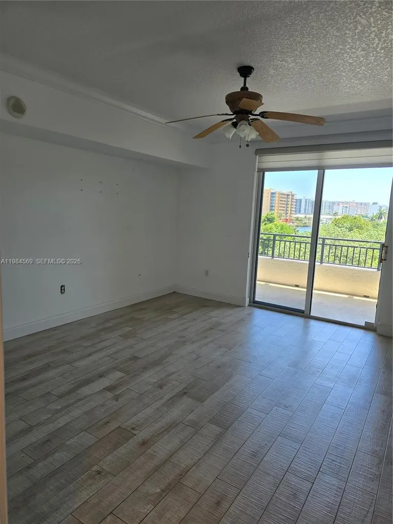 2880 NE 14th St Causeway Pompano Beach FL 33062