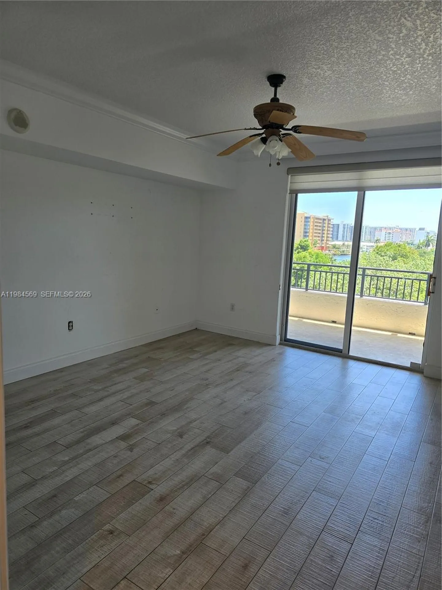 2880 NE 14th St Causeway Pompano Beach FL 33062
