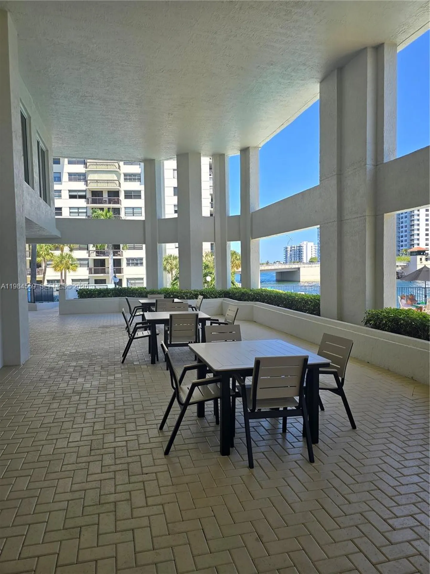 2880 NE 14th St Causeway Pompano Beach FL 33062