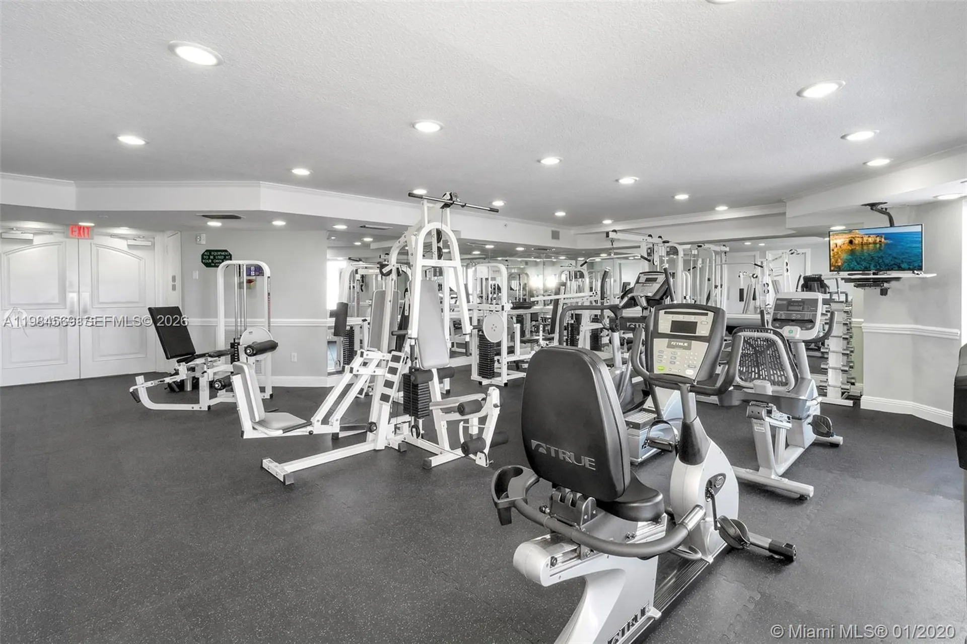 2880 NE 14th St Causeway Pompano Beach FL 33062