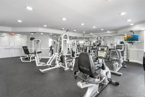 2880 NE 14th St Causeway Pompano Beach FL 33062