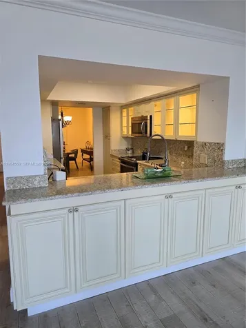 2880 NE 14th St Causeway Pompano Beach FL 33062