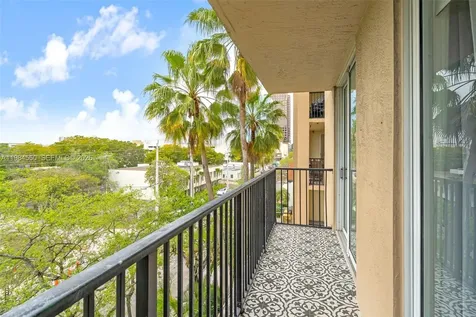 520 SE 5th Avenue Fort Lauderdale FL 33301