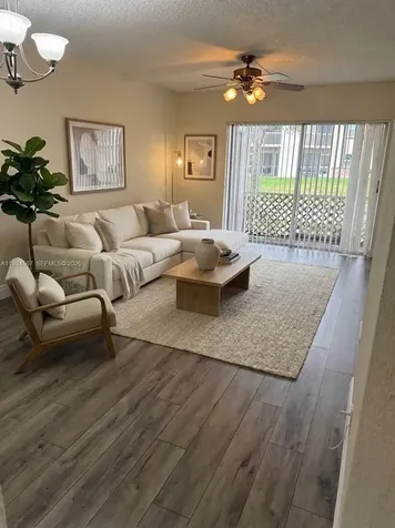 2305 NW 89th Drive Coral Springs FL 33065