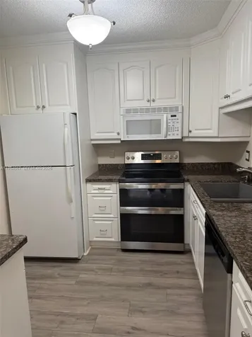2305 NW 89th Drive Coral Springs FL 33065