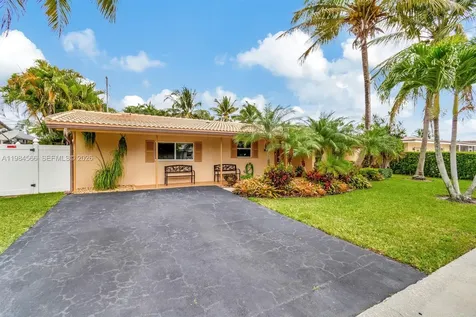 11 Forest Hills Lane Boca Raton FL 33431