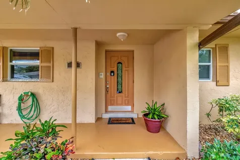 11 Forest Hills Lane Boca Raton FL 33431