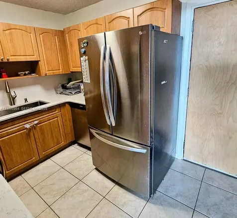 13951 Kendale Lakes Circle Miami FL 33183