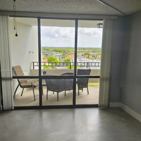13951 Kendale Lakes Circle Miami FL 33183