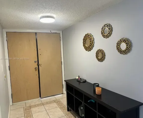 13951 Kendale Lakes Circle Miami FL 33183