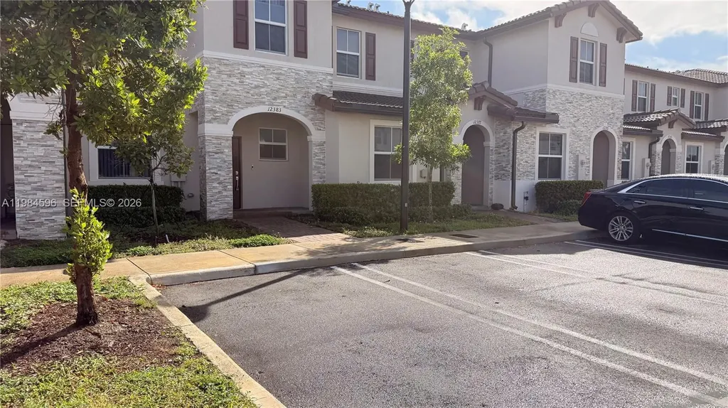 12383 NW 23rd Court Miami FL 33167