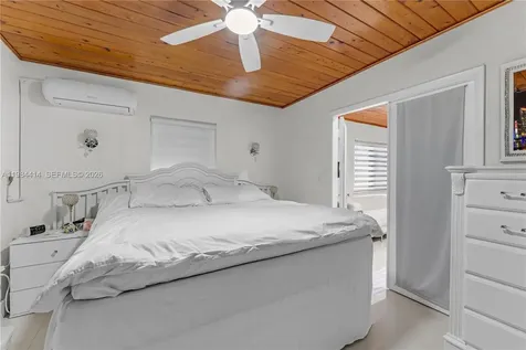 2401 SW 132nd Avenue Miami FL 33175