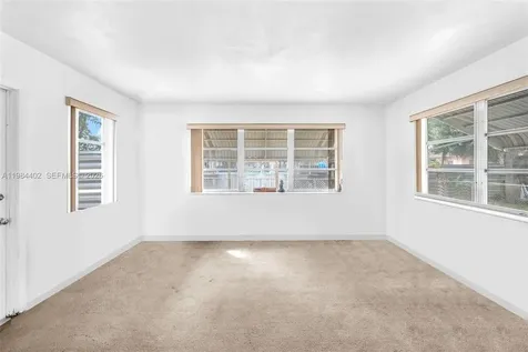 410 SW 71st Avenue Pembroke Pines FL 33023