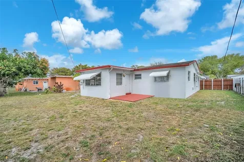 410 SW 71st Avenue Pembroke Pines FL 33023