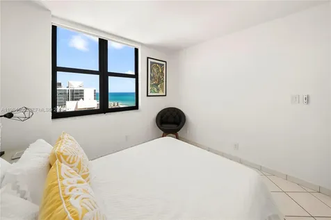 2555 Collins Avenue Miami Beach FL 33140