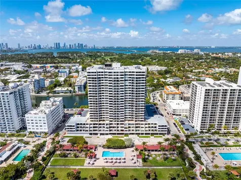 2555 Collins Avenue Miami Beach FL 33140