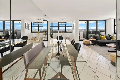 2555 Collins Avenue Miami Beach FL 33140