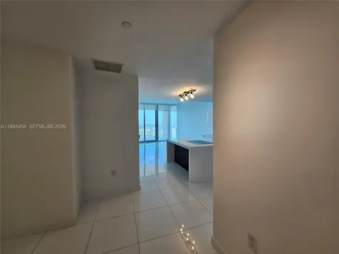 851 NE 1st Avenue Miami FL 33132