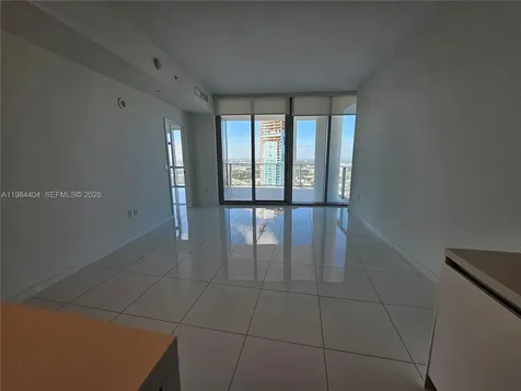 851 NE 1st Avenue Miami FL 33132