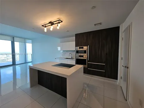 851 NE 1st Avenue Miami FL 33132