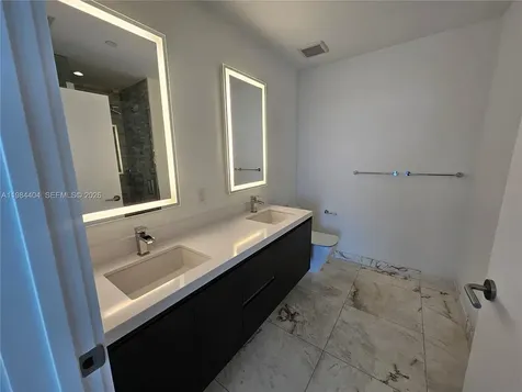 851 NE 1st Avenue Miami FL 33132