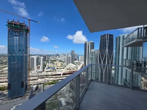 851 NE 1st Avenue Miami FL 33132