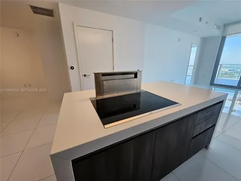 851 NE 1st Avenue Miami FL 33132