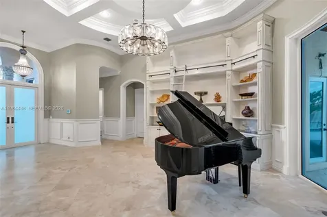 10291 Sweet Bay Street Plantation FL 33324
