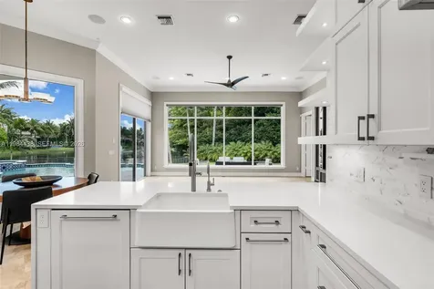 10291 Sweet Bay Street Plantation FL 33324