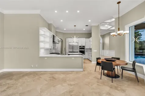 10291 Sweet Bay Street Plantation FL 33324