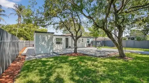 1010 NE 138th Street North Miami FL 33161