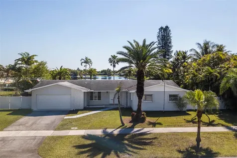 11807 SW 112th Avenue Miami FL 33176