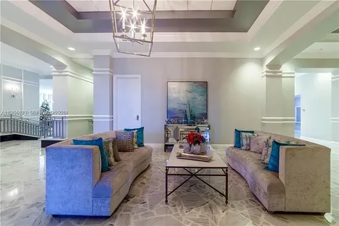 2501 S Ocean Drive Hollywood FL 33019