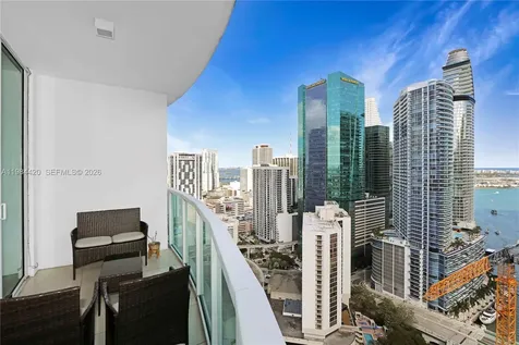 31 SE 5th Street Miami FL 33131