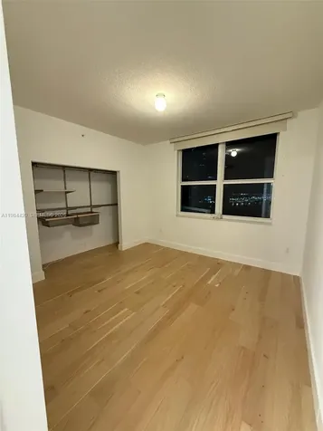 31 SE 5th Street Miami FL 33131
